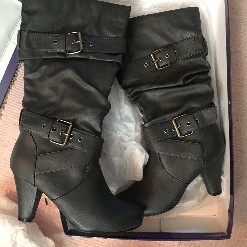 Steve Madden - Gray mid-calf boots